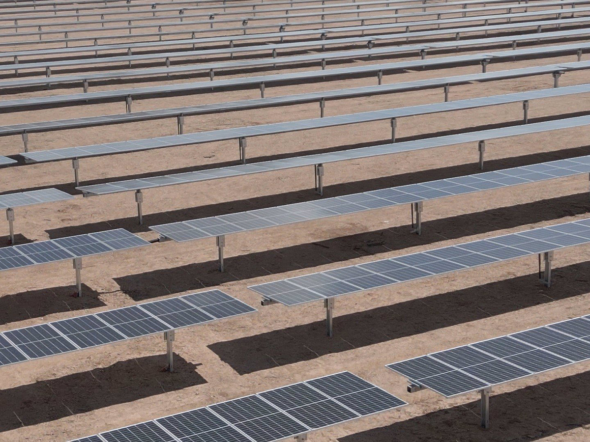 Iberdrola pone en marcha su primera planta fotovoltaica de 50 MW en Salamanca