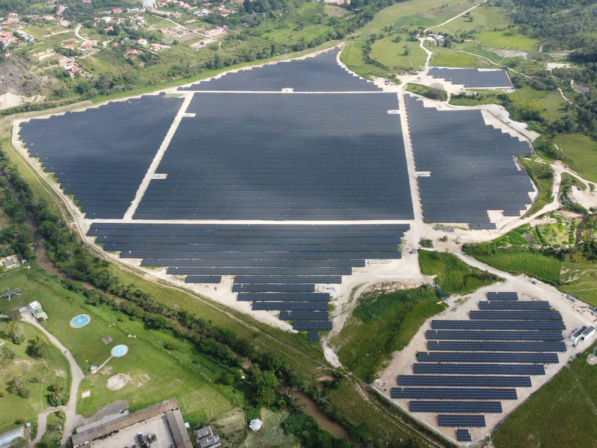 Ecoener construye 149 MW de fotovoltaica en Guatemala y ser el líder en energía solar en el país