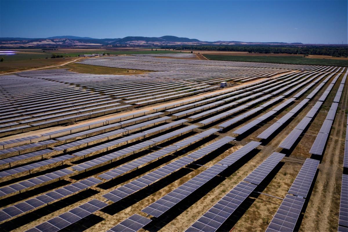 Solar Steel suministrará seguidores y estructuras fijas para 1,1 GW de proyectos solares de Naturgy en España