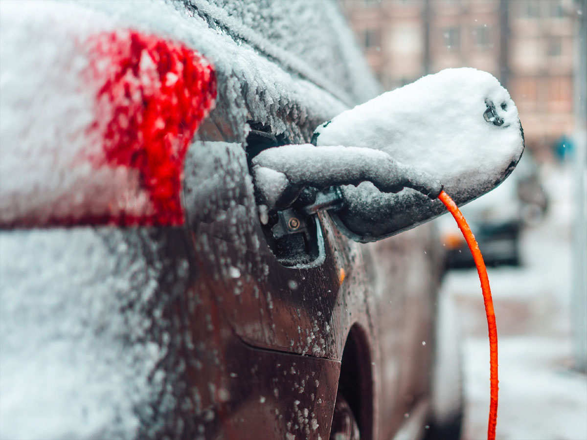 Que el frío no te detenga: consejos para optimizar la batería y la carga de tu coche eléctrico