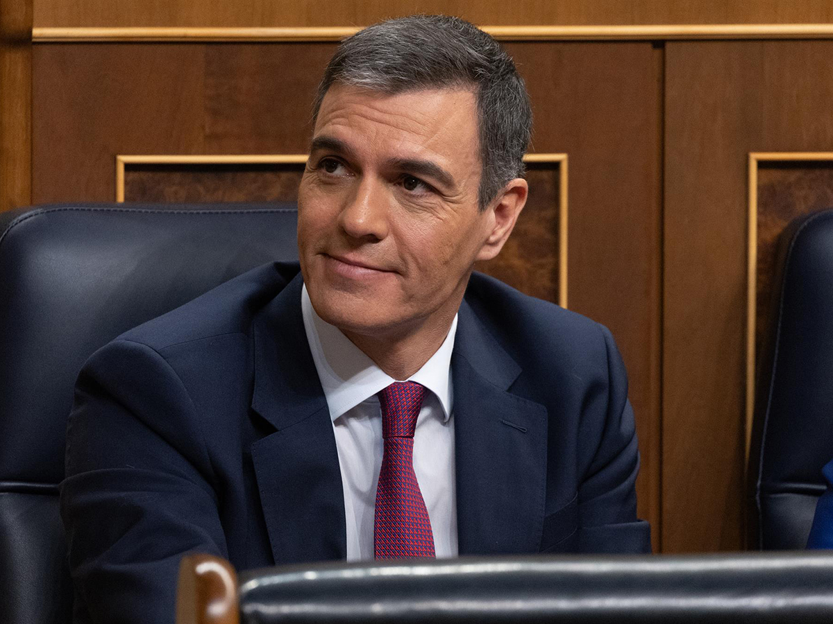 Sánchez desmiente a Feijóo y asegura que la luz es más barata en España que en Francia o Alemania