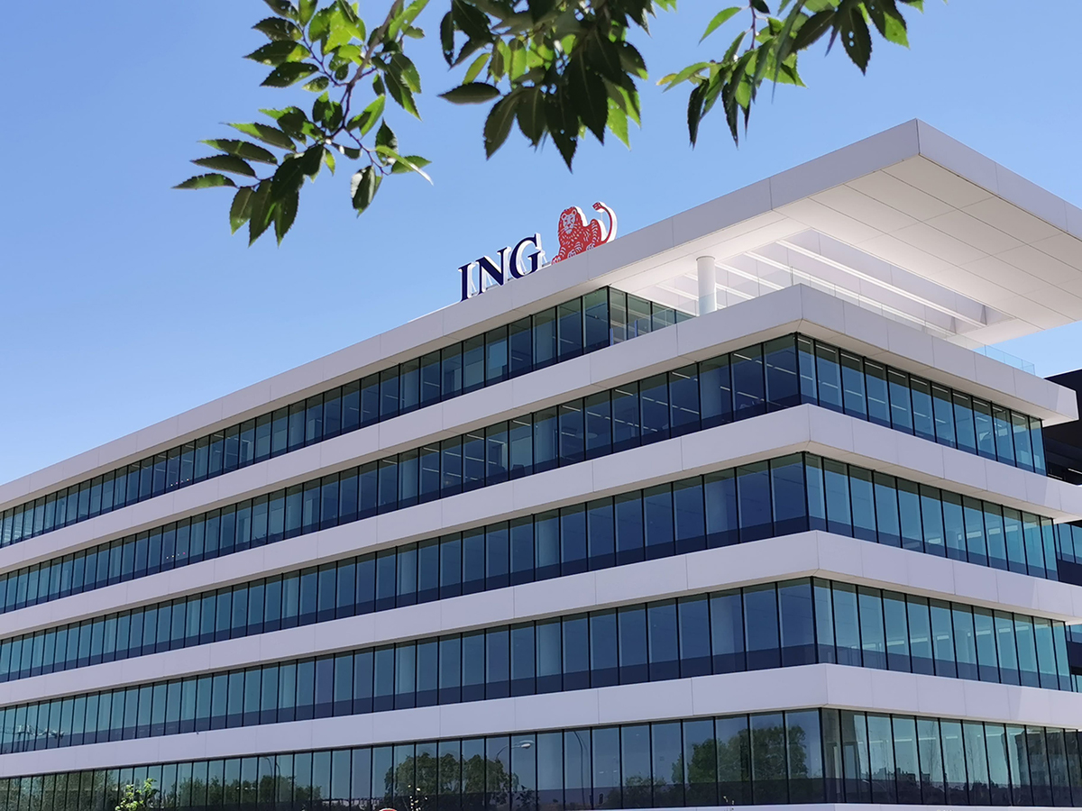 ING eliminará su cartera de petróleo y gas para 2040 y triplicará la financiación de energías renovables