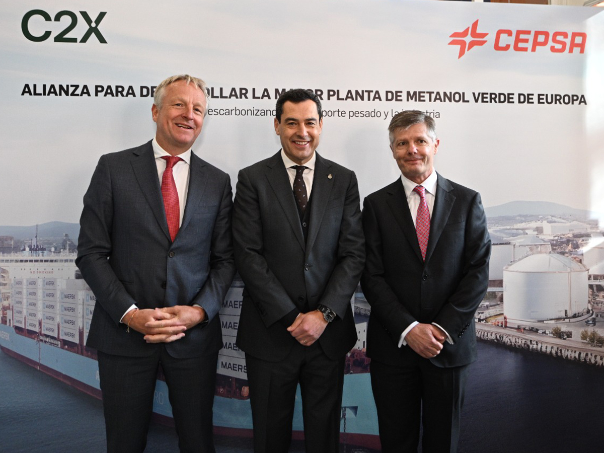 Cepsa y C2X convertirán al Puerto de Huelva en el principal hub de metanol verde de Europa