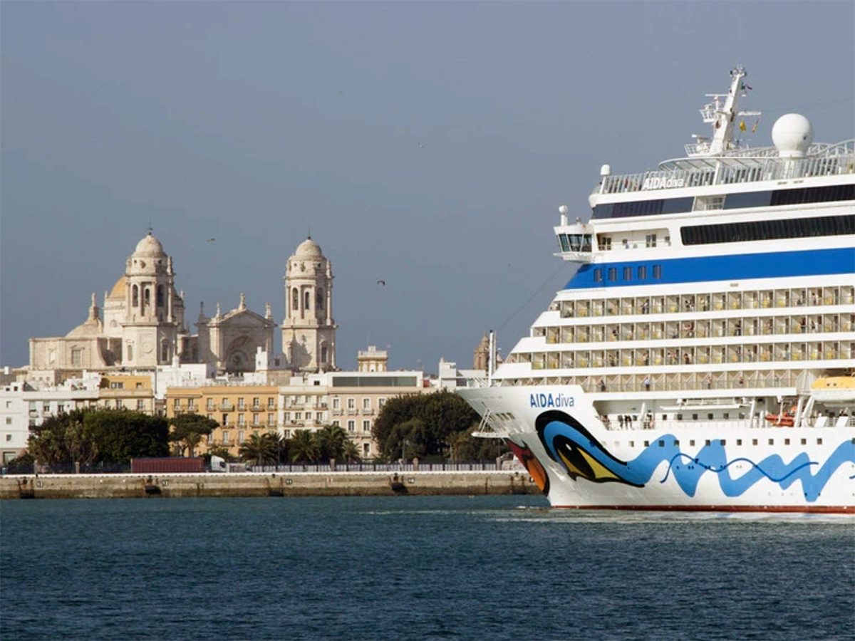 Endesa realizará la conexión eléctrica de los cruceros en el Puerto de Cádiz en septiembre