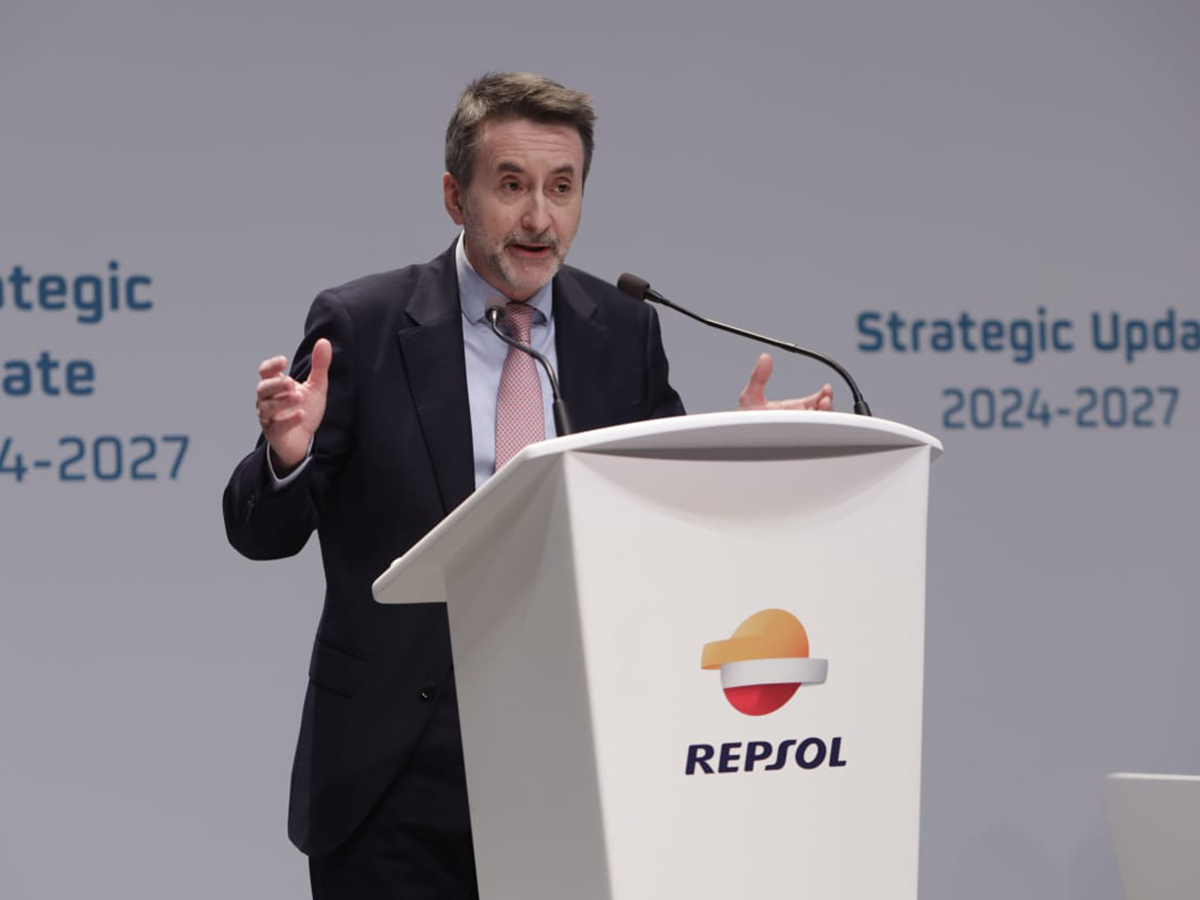 Repsol tira la casa por la ventana: invertirá 19.000 millones hasta 2027 siempre y cuando no apriete el Gobierno