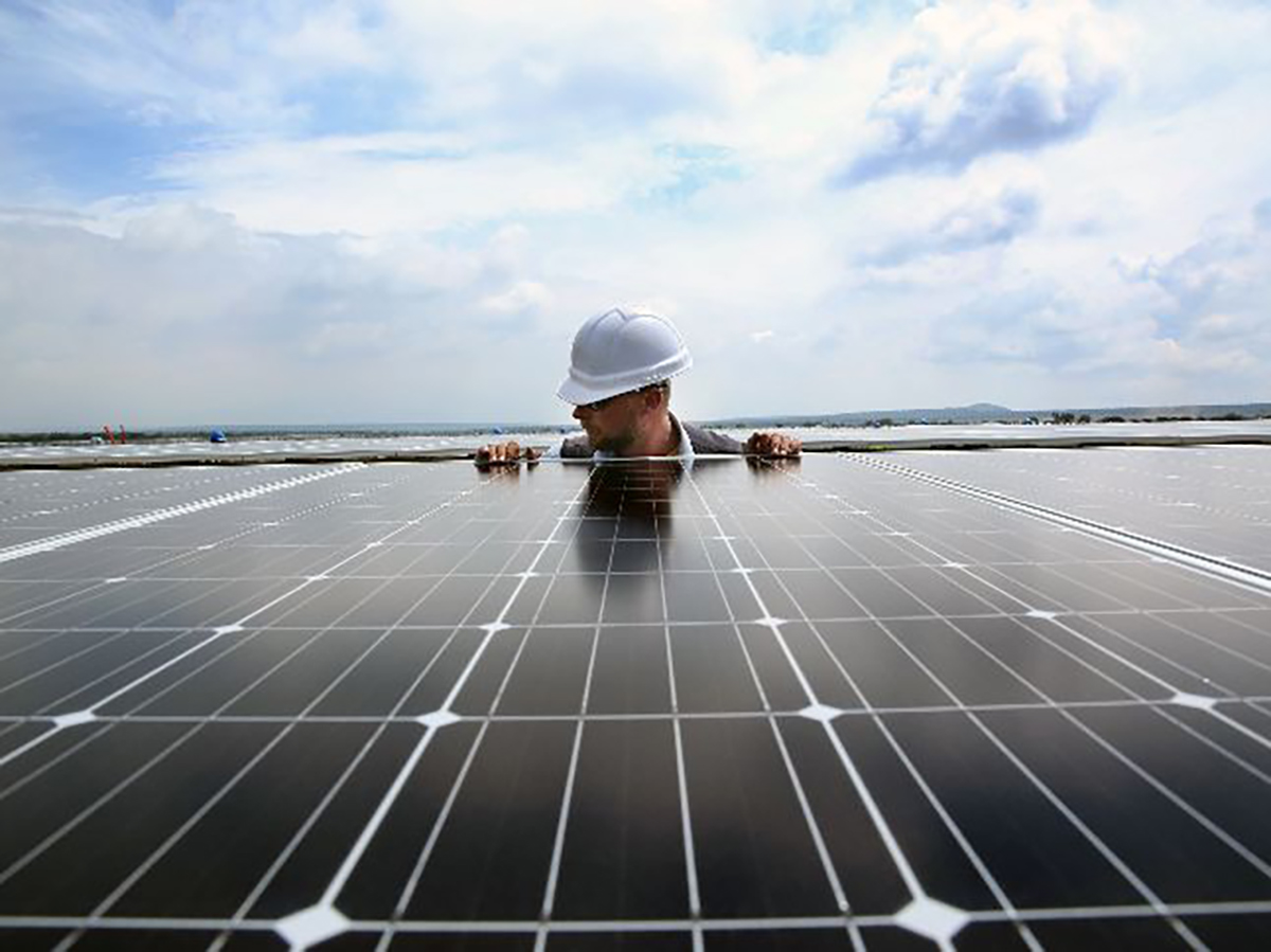 Iberdrola desarrolla una comunidad solar en Jaraíz de la Vera (Cáceres) para unas 240 familias