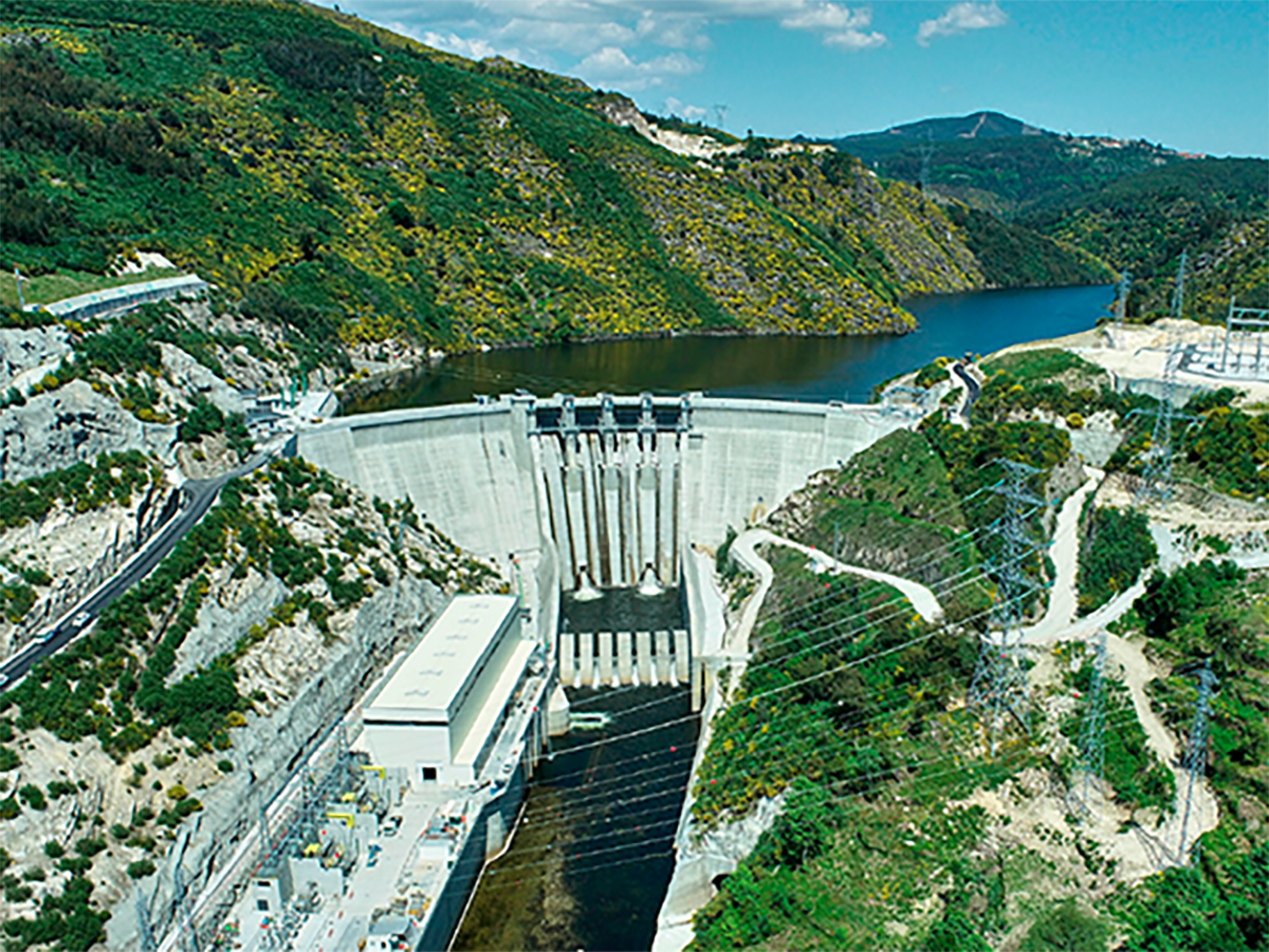 La cuota media de las energías renovables en Portugal fue del 95% en abril y del 90% en lo que va de año