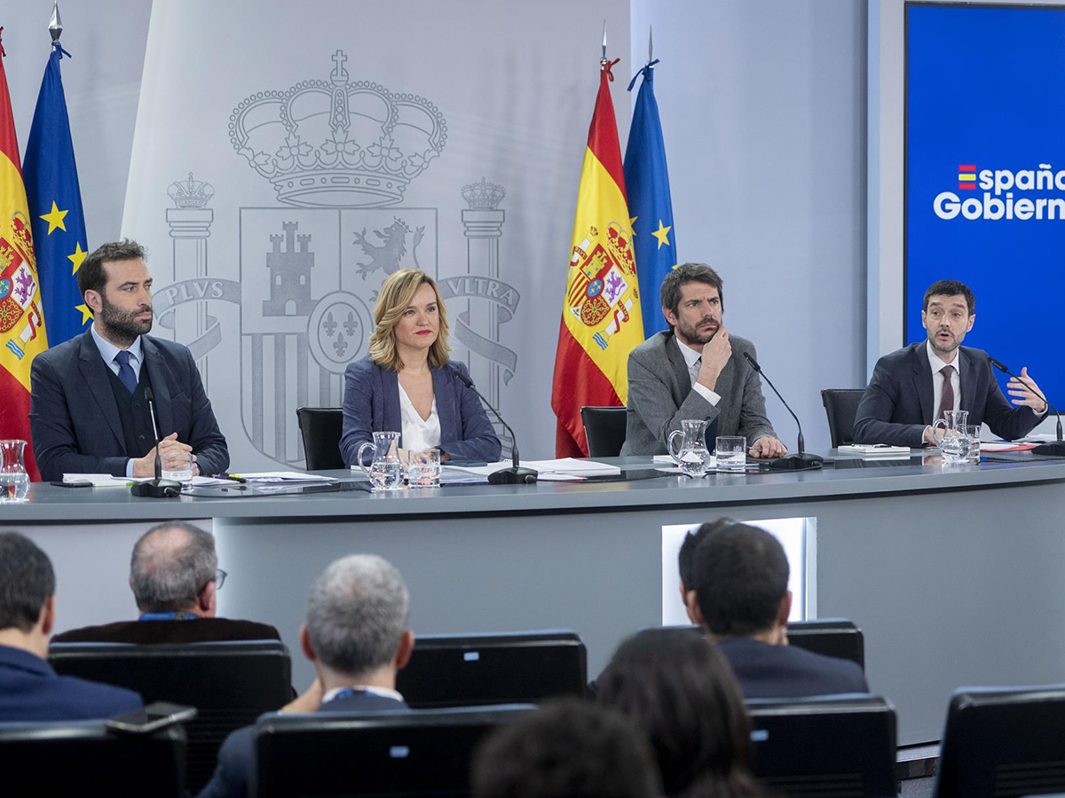 El Gobierno no frenará la subida del IVA de la luz al 21% por los bajos precios de la electricidad