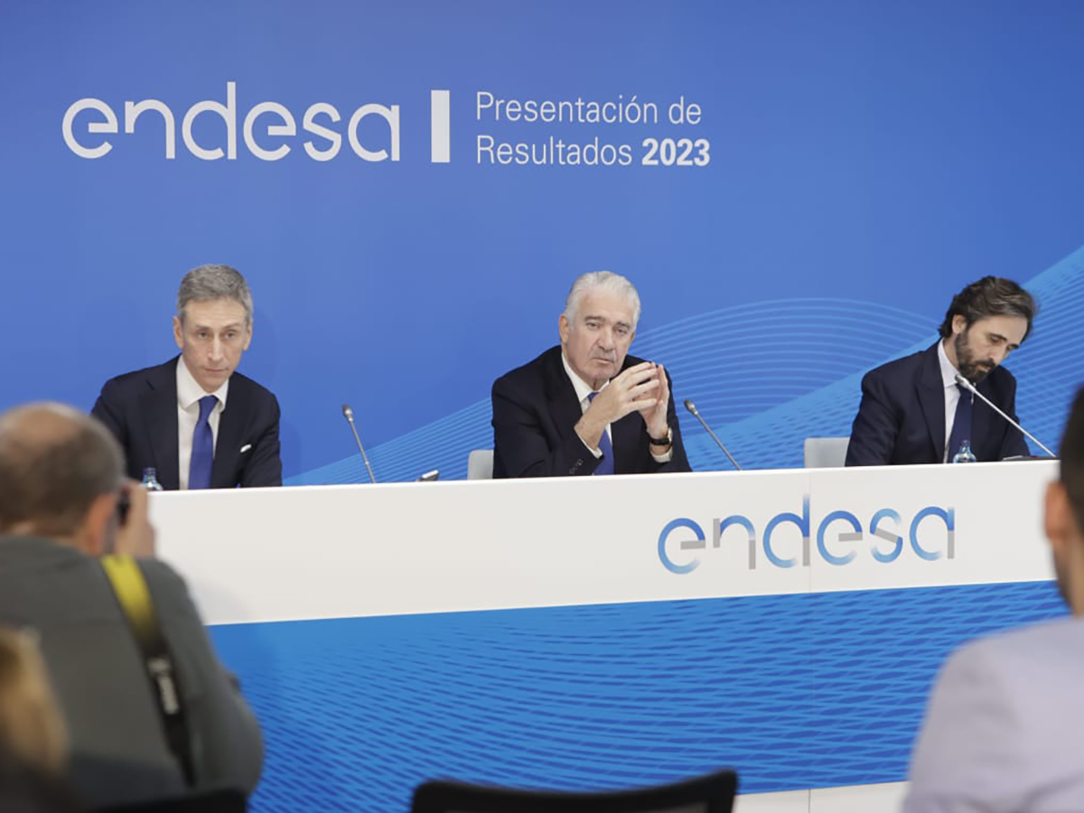 Bogas percibió 2,12 millones como consejero delegado de Endesa en 2023, un 14,2% menos