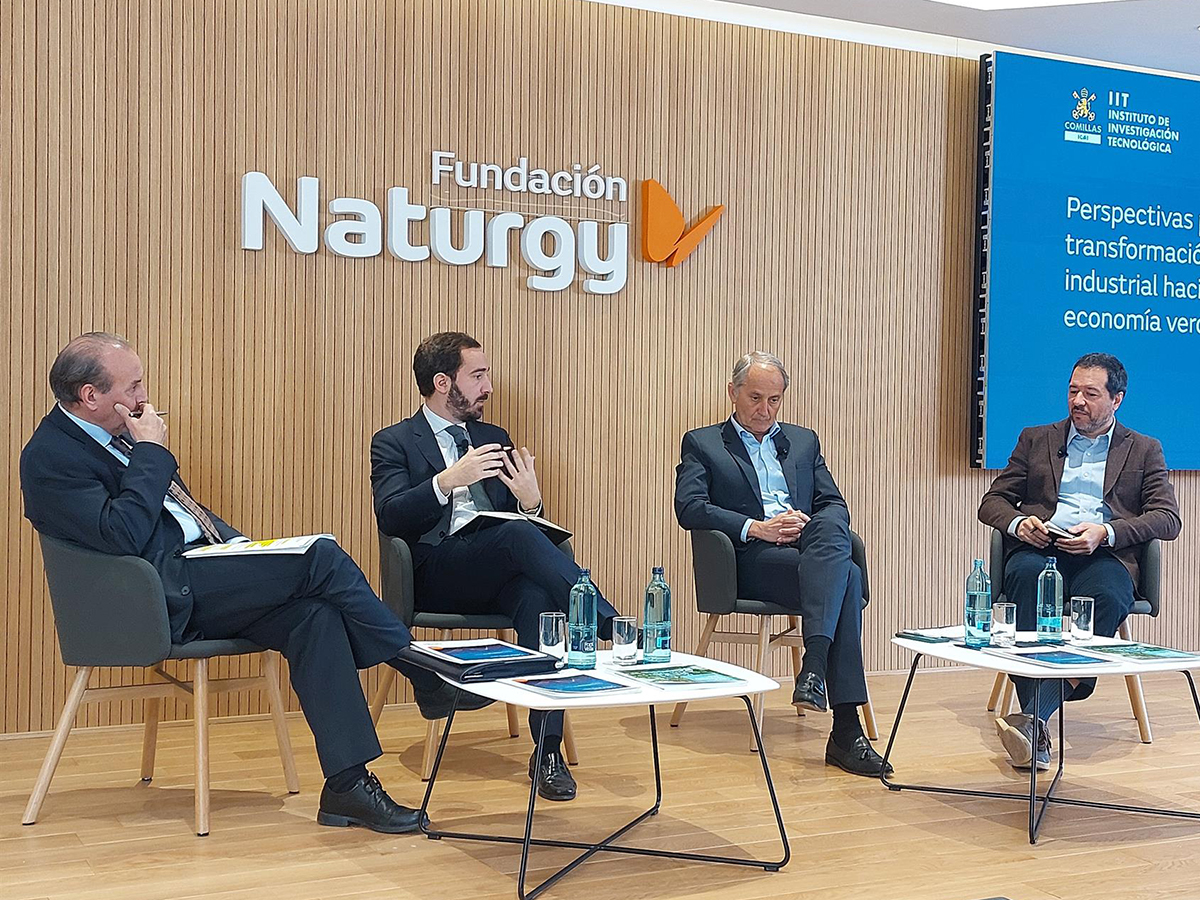 La industria requiere "de tiempo y de una política europea" para acompañar su transición energética