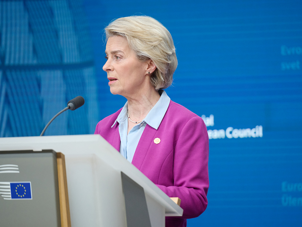 Von der Leyen anima a invertir en nuclear y defiende ampliar la vida de las centrales