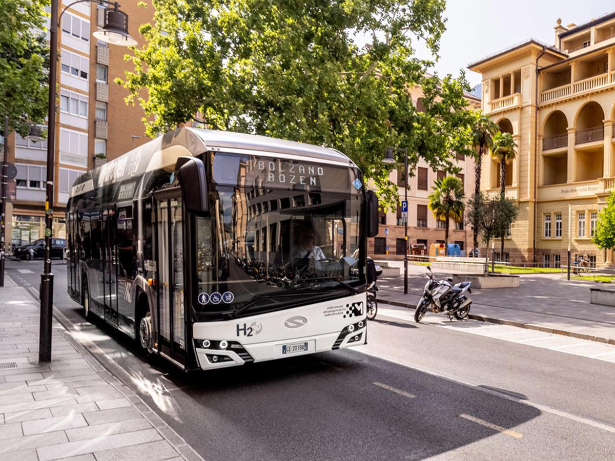 Solaris (CAF) suministrará 20 autobuses de hidrógeno a Alemania y otros 22 a Francia