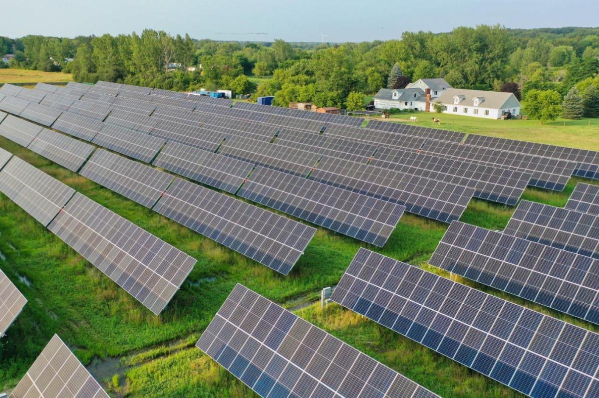 RIC Energy vende siete plantas fotovoltaicas en el estado de Nueva York a Radial Power