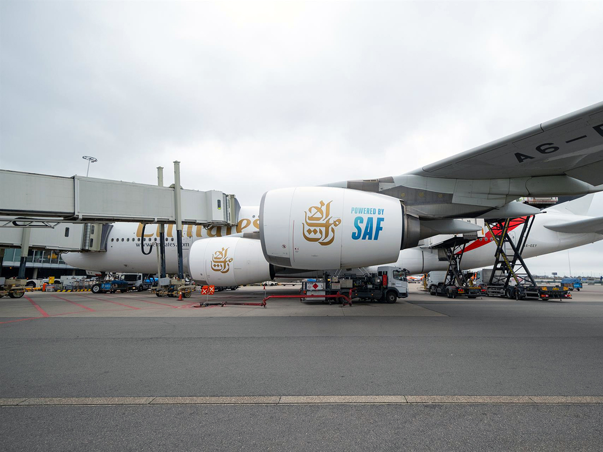 Emirates añade SAF a sus vuelos desde el aeropuerto Schiphol de Ámsterdam