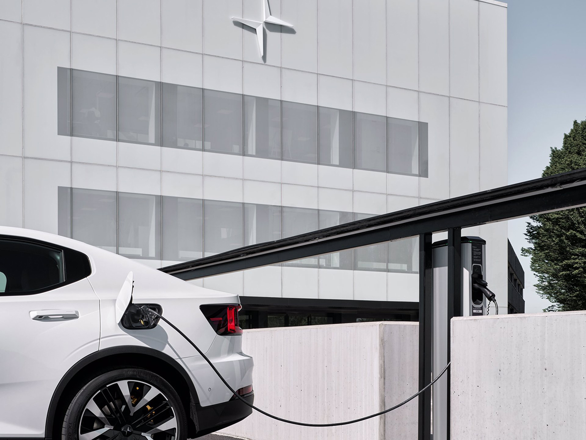 Polestar lanza 'Charge', un servicio de carga para sus clientes con más de 650.000 puntos en Europa