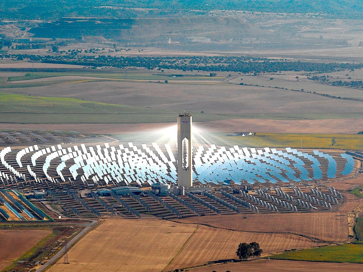 El IDAE adjudica a Protermosolar la elaboración de una guía de energía solar térmica de concentración