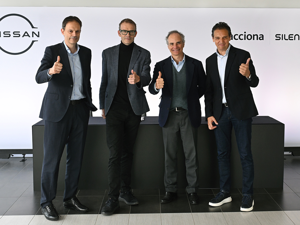 Acciona se asocia con Nissan para la distribución europea de su nuevo NanoCar Silence S04