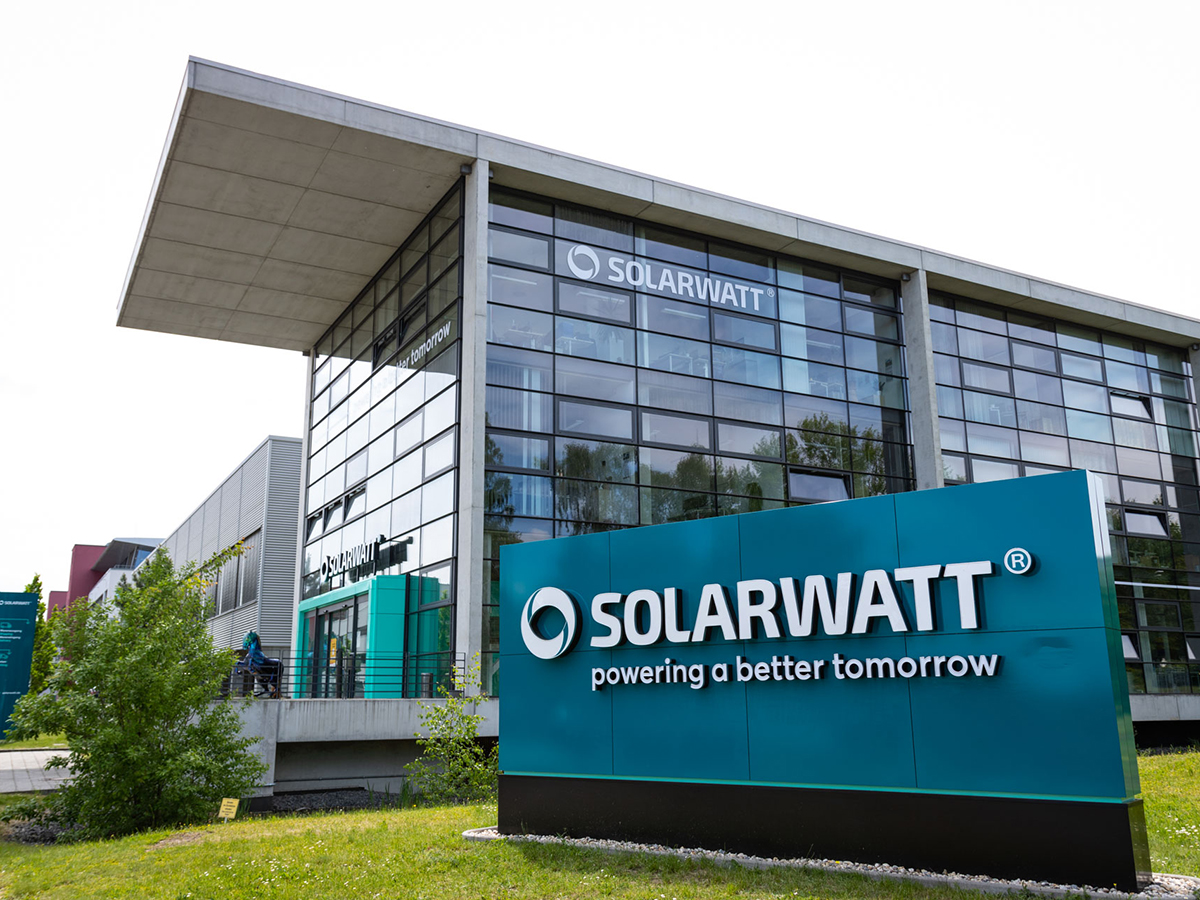 La UE llega tarde: Solarwatt cierra su fábrica de paneles solares en Dresde este verano