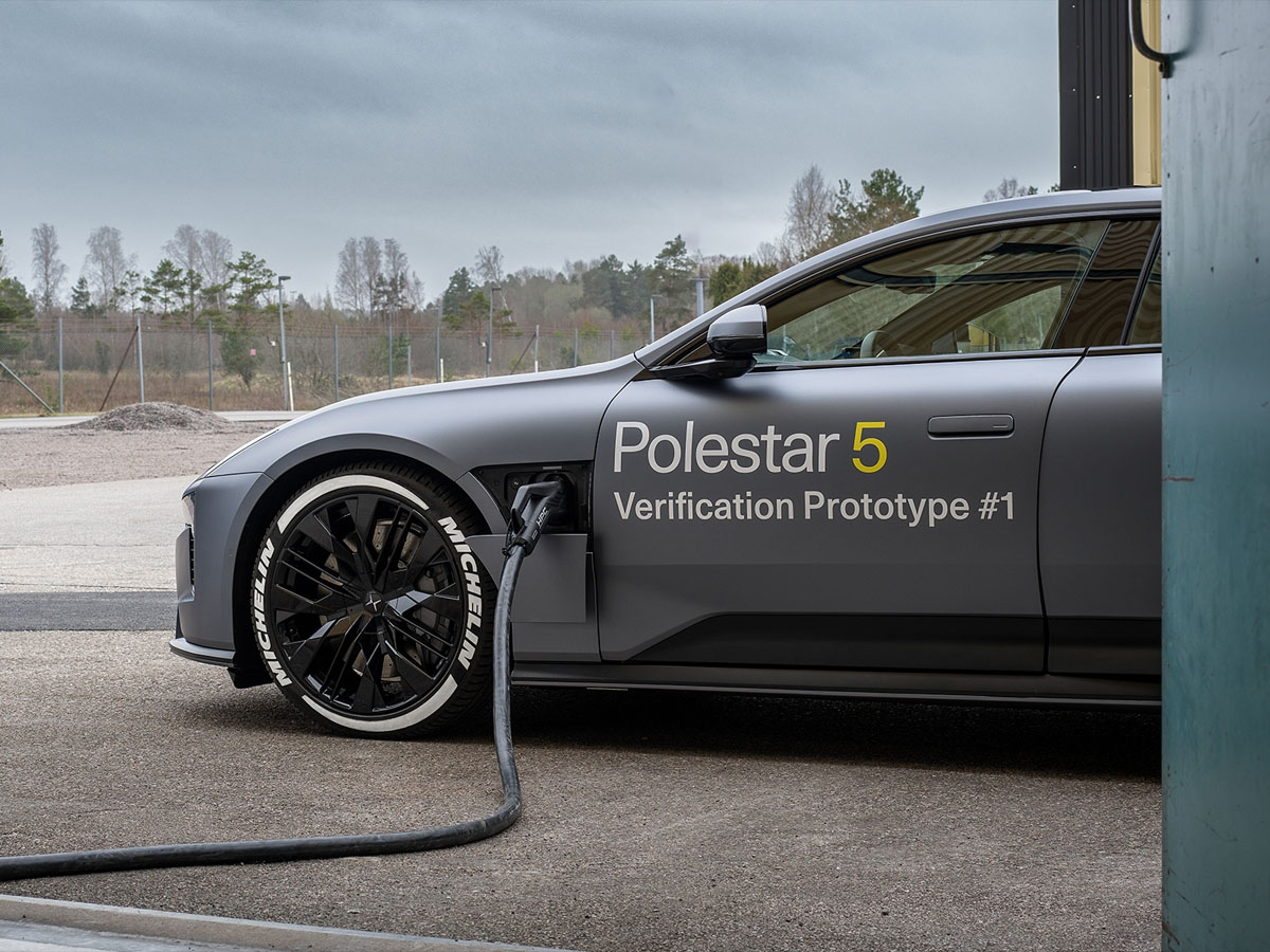 Polestar prueba unas baterías que eliminan los tiempos de espera