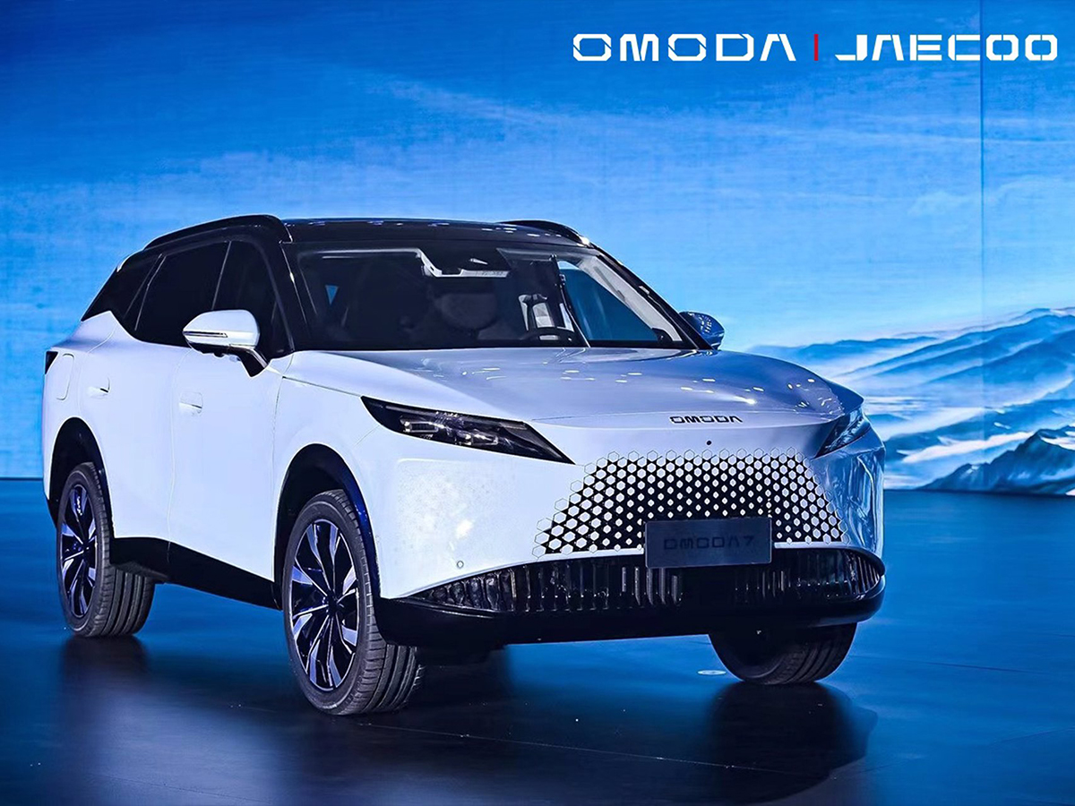 Chery presenta el nuevo Omoda 7, que se producirá en la Zona Franca de Barcelona a finales de 2024