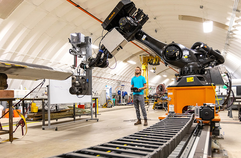 NREL prueba robots en la fabricación de palas eólicas