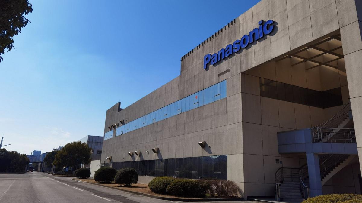 La desaceleración eléctrica afecta a todos: Panasonic rebaja sus aspiraciones