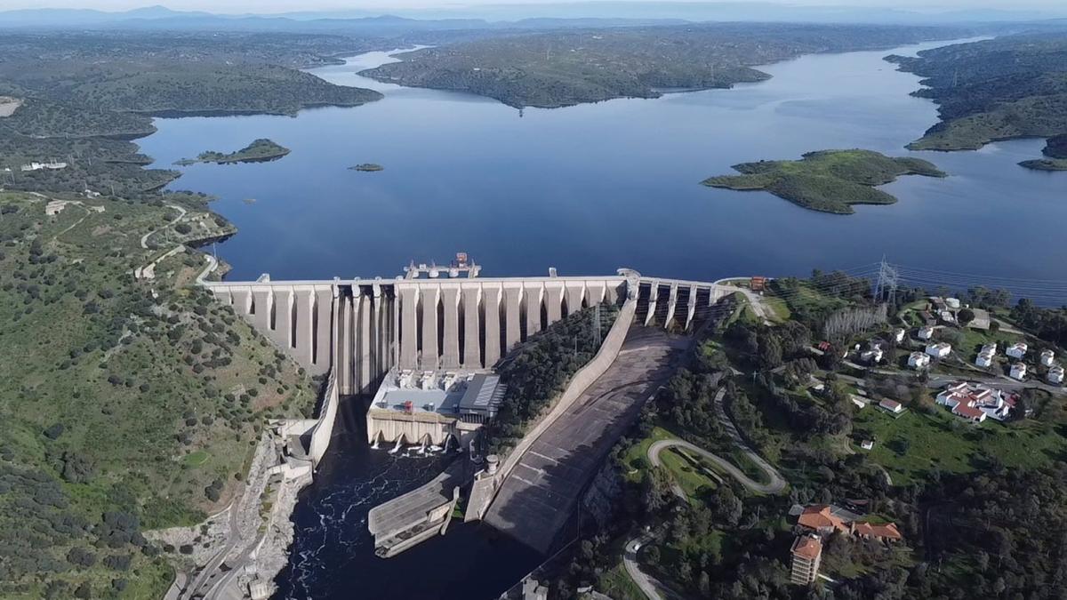 Iberdrola se adjudica ayudas por 45 millones para su 'megaproyecto' de bombeo hidroeléctrico 'Alcántara II'