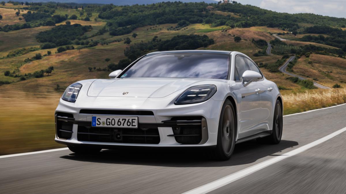 El Porsche Panamera 2024 ya tiene su Turbo S E-Hybrid