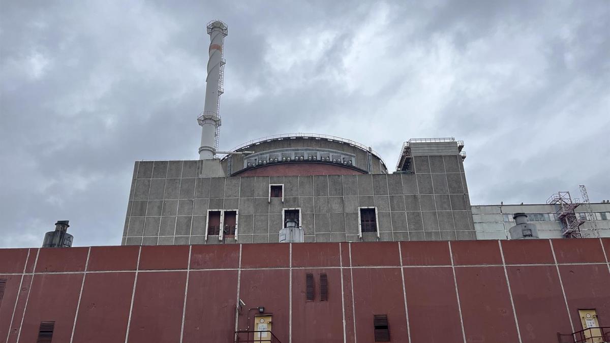 Ucrania cifra en 5.000 los trabajadores evacuados de la central nuclear de Zaporiyia