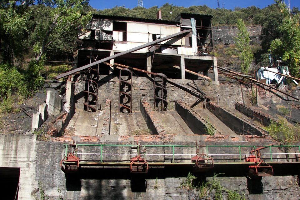 El Gobierno autoriza la construcción de la central de bombeo reversible Navaleo en las minas de León