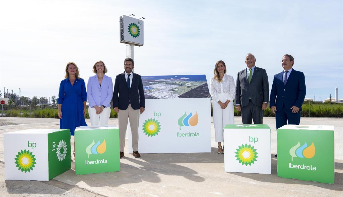 Iberdrola y BP dan luz verde a la mayor planta de hidrógeno verde en España, de 25 MW de potencia