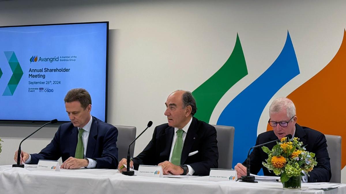 Iberdrola se hace con la totalidad de Avangrid por 2.300 millones