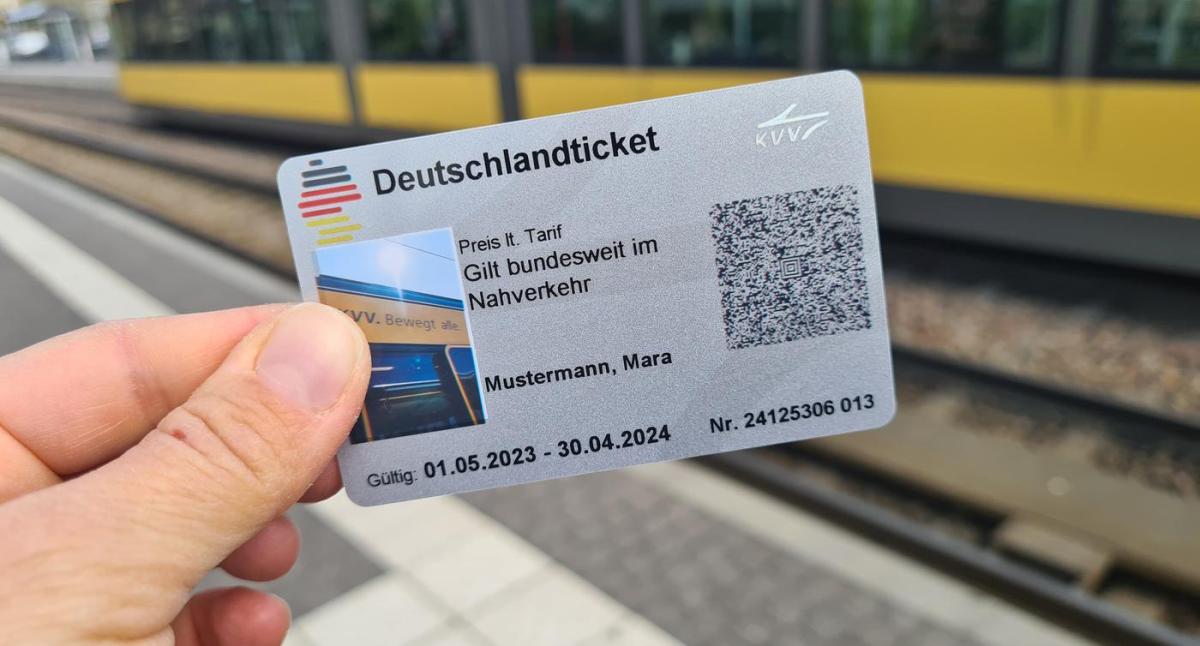 El Deutschlandticket contribuyó a que la gente dejara de utilizar el coche en Alemania