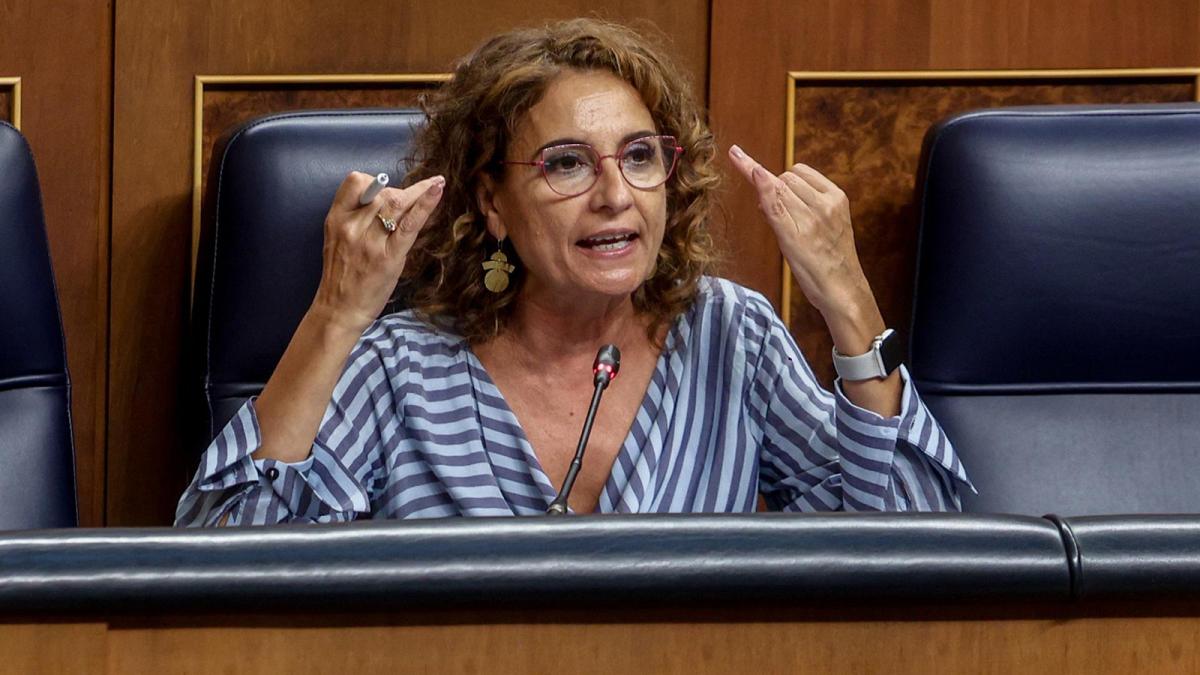 El Gobierno veta una ley del PP en el Congreso para bajar el IVA de la energía y materias primas de explotaciones agrarias