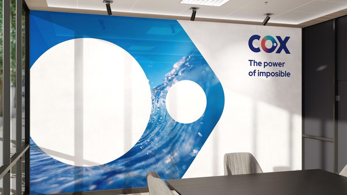 Logo de Cox.