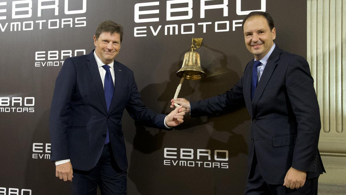 El CEO de Ebro, Pedro Calef y el presidente de EV Motors, Rafael Ruiz.