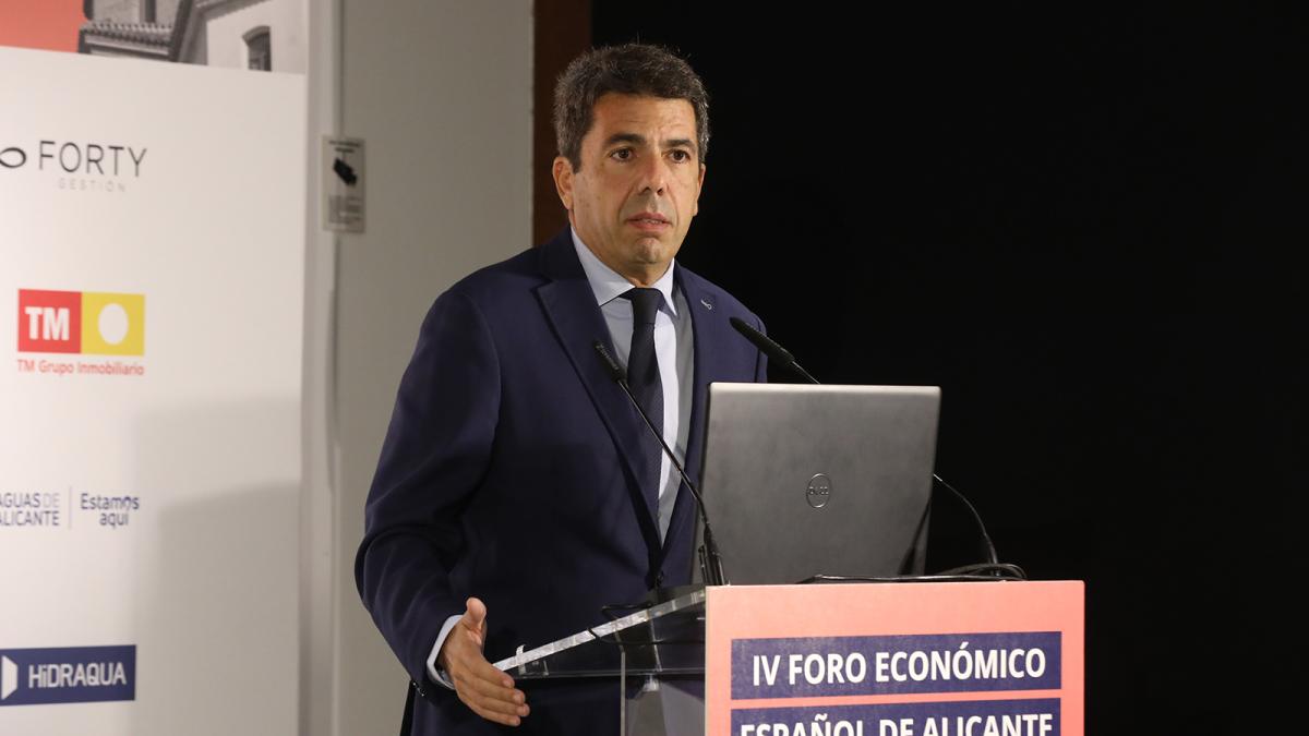 Mazón pide al Gobierno que "tenga una posición clara sobre la energía nuclear"