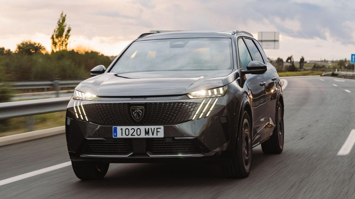 Primera prueba del Peugeot 5008: economía familiar