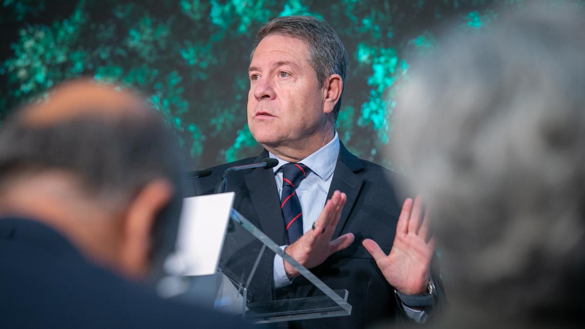 El presidente de Castilla-La Mancha, Emiliano García-Page, inaugura la central térmica de Cuenca.