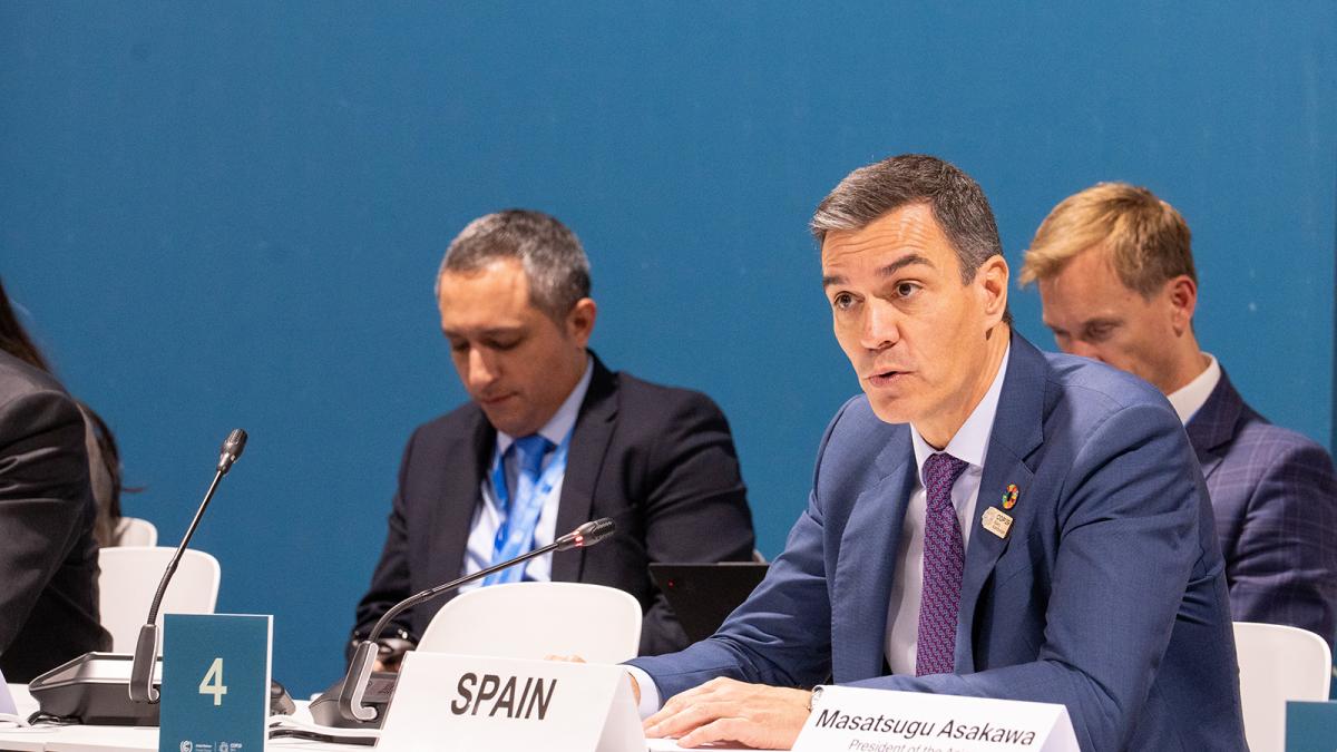 Sánchez pide ante la COP29 ambición frente a un cambio climático que mata como en Valencia