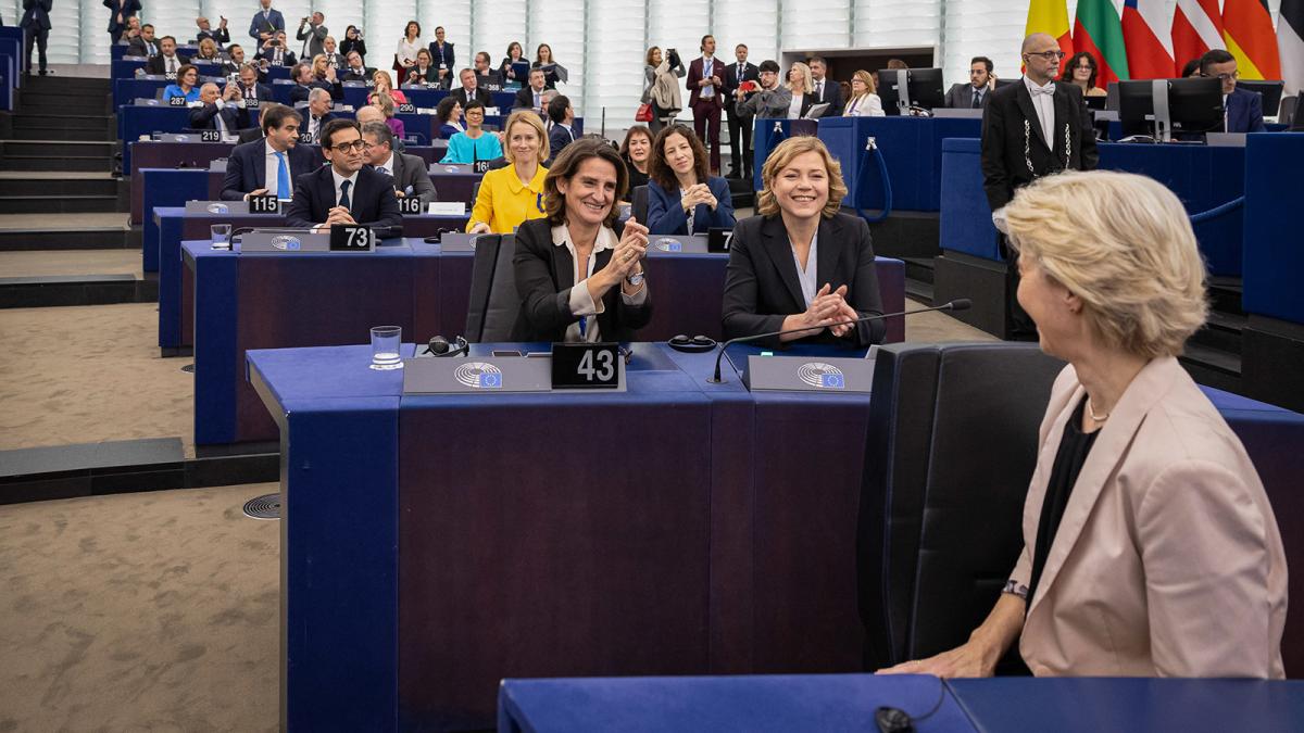 Ursula von der Leyen, presidenta de la CE, participó en el debate plenario del PE sobre el nuevo Colegio de Comisarios y su programa.