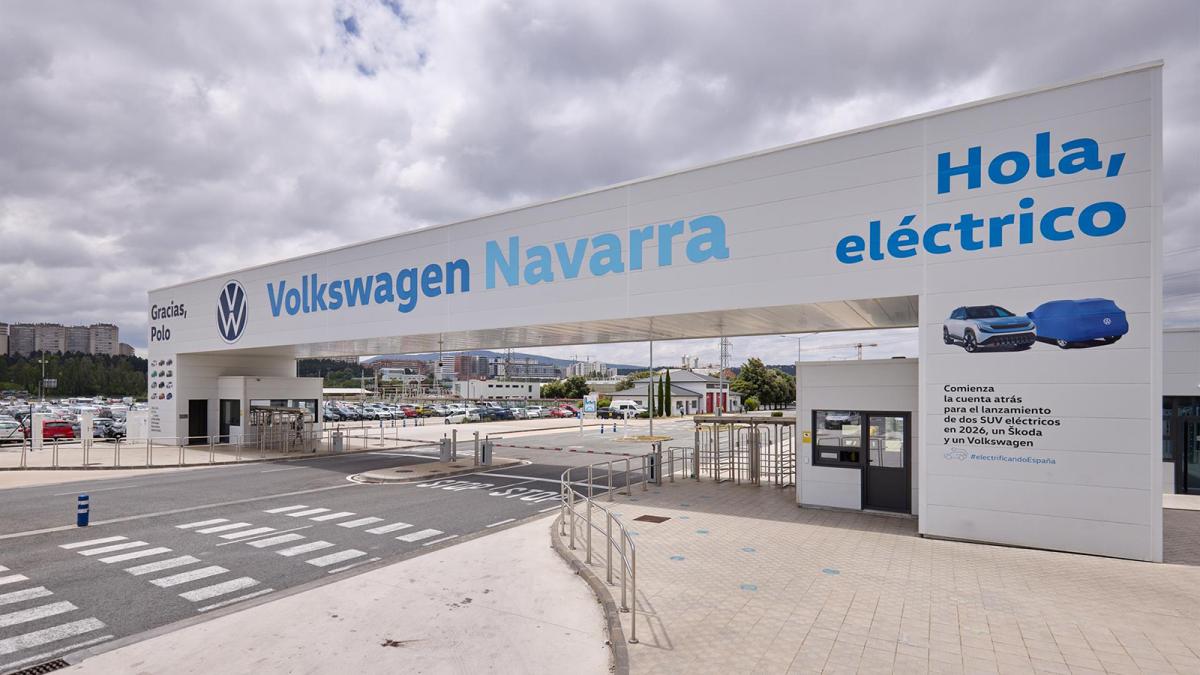 Arco de entrada a Volkswagen Navarra.