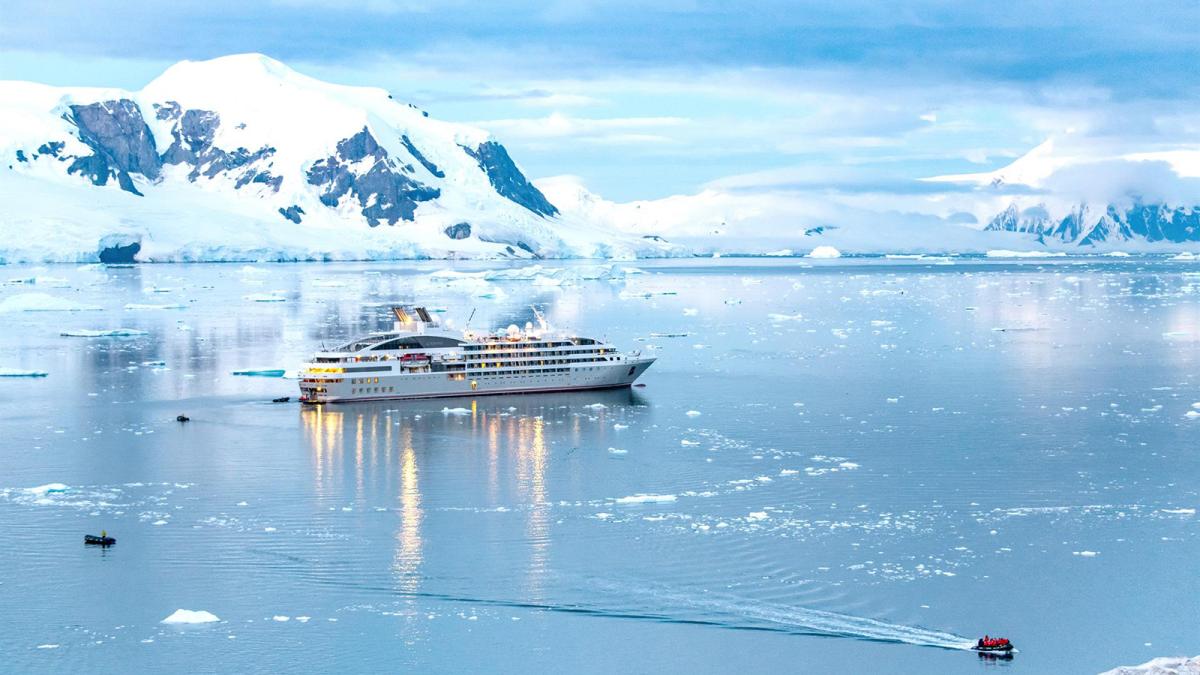 Barco de Ponant.