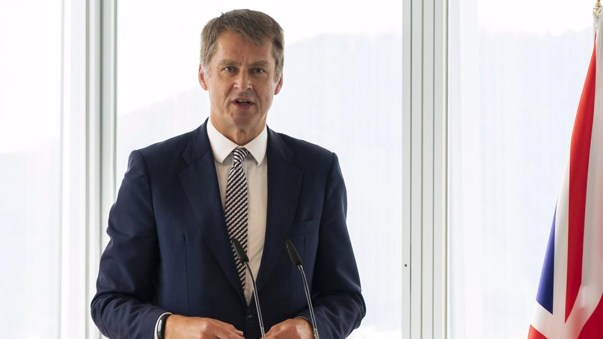 Iberdrola 'ficha' al ex embajador británico Hugh Elliot como presidente de su filial de Energía Internacional