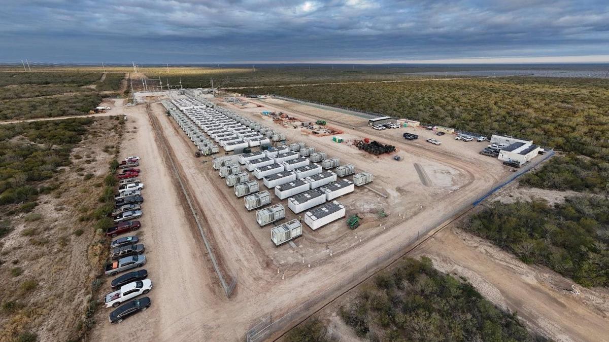 Plenitude construye en EEUU Su mayor instalación de almacenamiento de baterías, con 200 MW