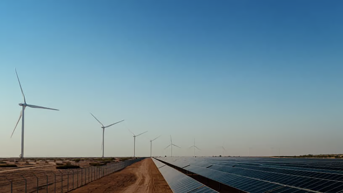 Parque eólico y fotovoltaico de Masdar.