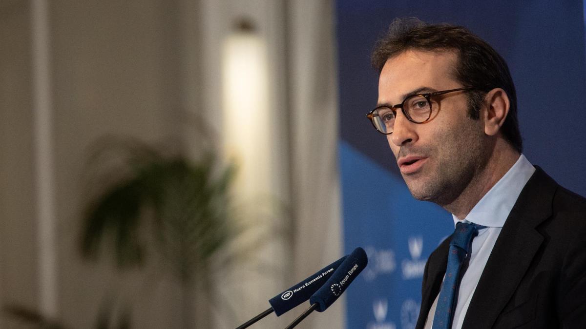 Cuerpo cree que la UE debe moverse con "urgencia" ante la política arancelaria de Trump
