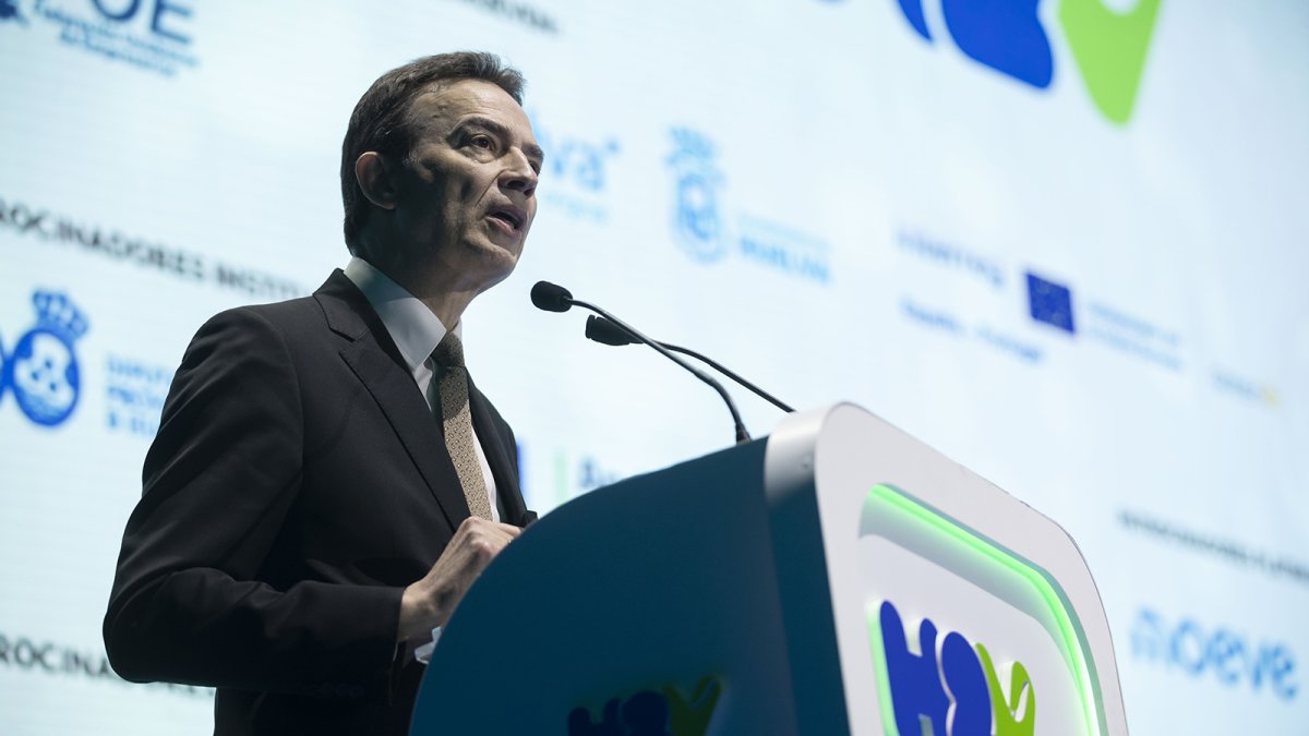 Gonzalo (Enagás) pide una retribución "adecuada" para el transporte de gas en España