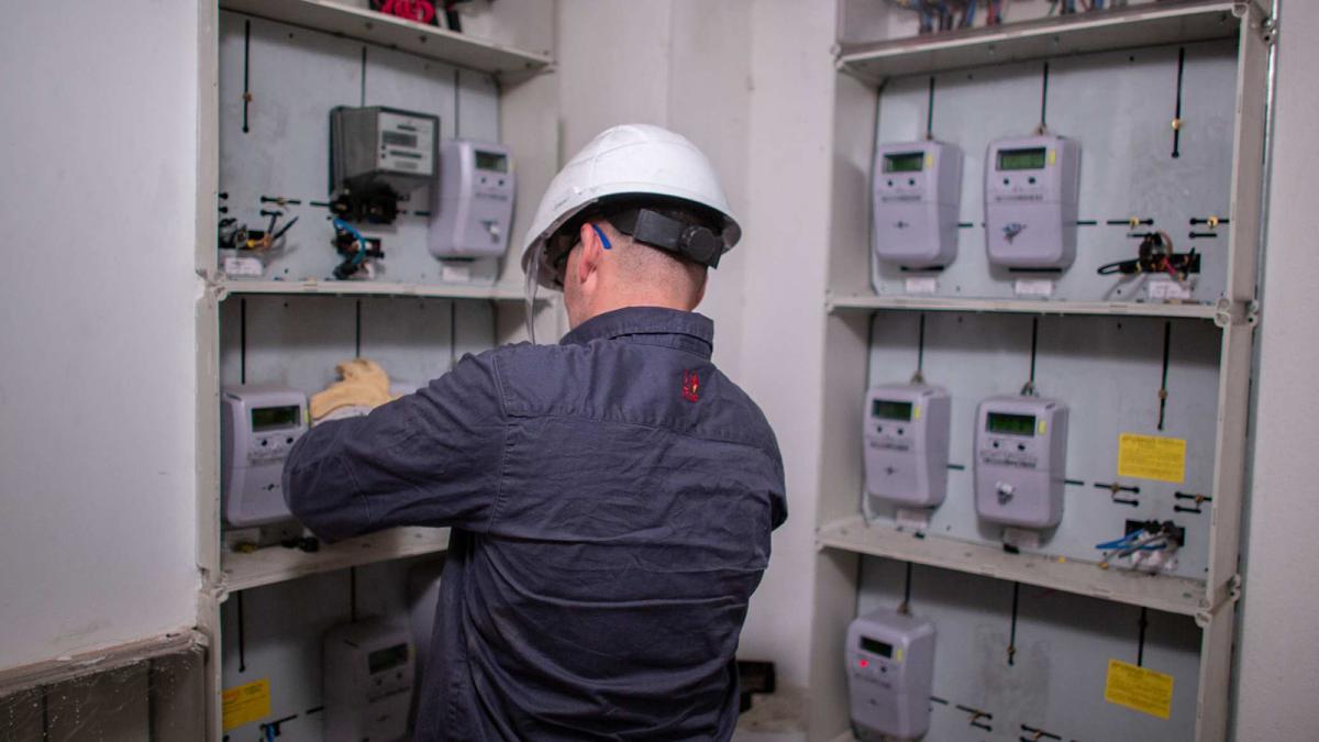 La CNMC propone cambios en la normativa para luchar contra el fraude eléctrico