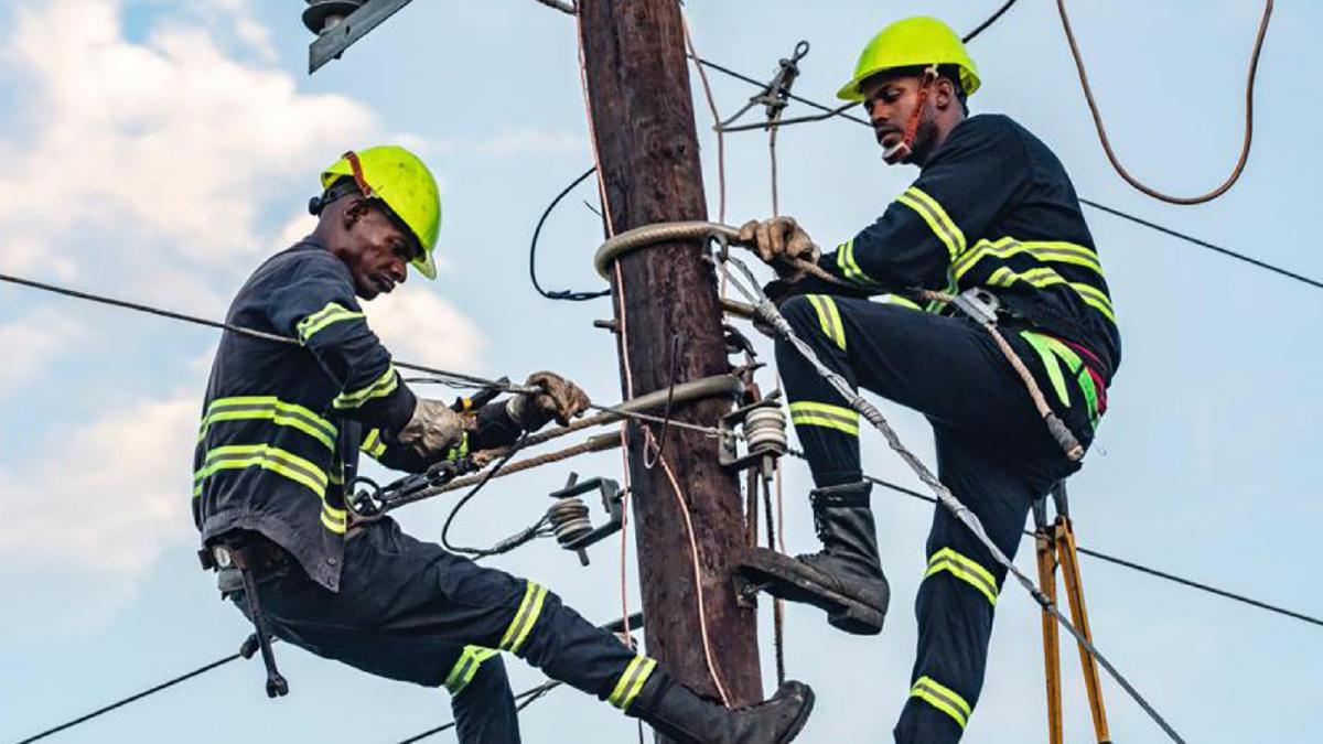 Cuba suspende la actividad laboral y docente viernes y sábado por la crisis energética